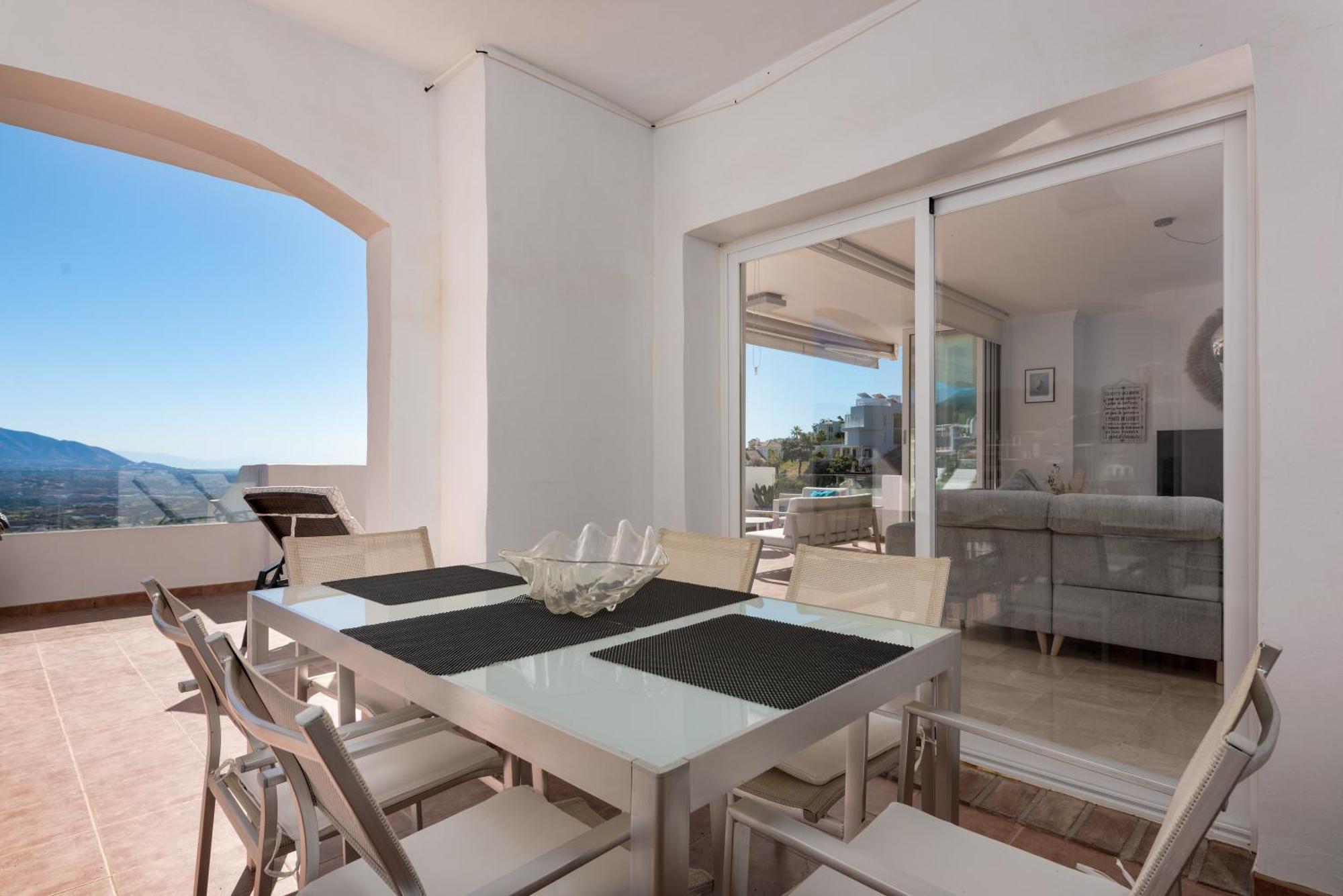 Modern Serene Retreat In Marbella East Ojén Kültér fotó