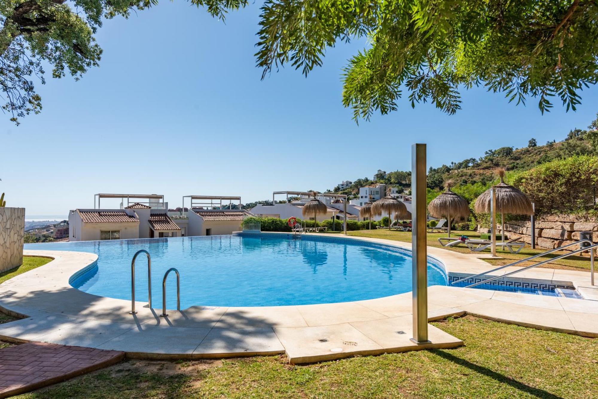 Modern Serene Retreat In Marbella East Ojén Kültér fotó