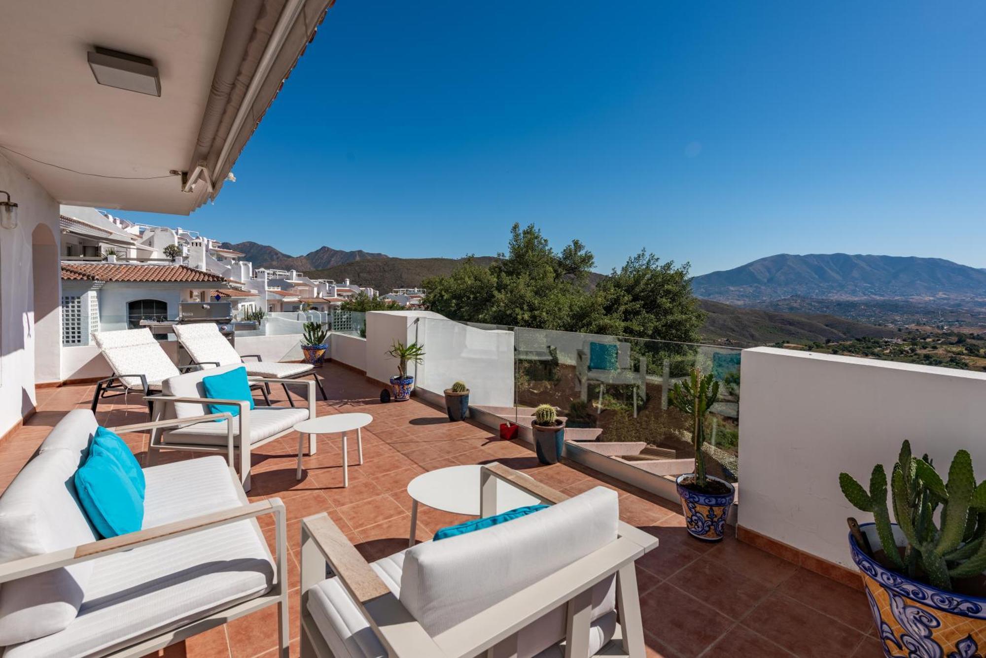 Modern Serene Retreat In Marbella East Ojén Kültér fotó