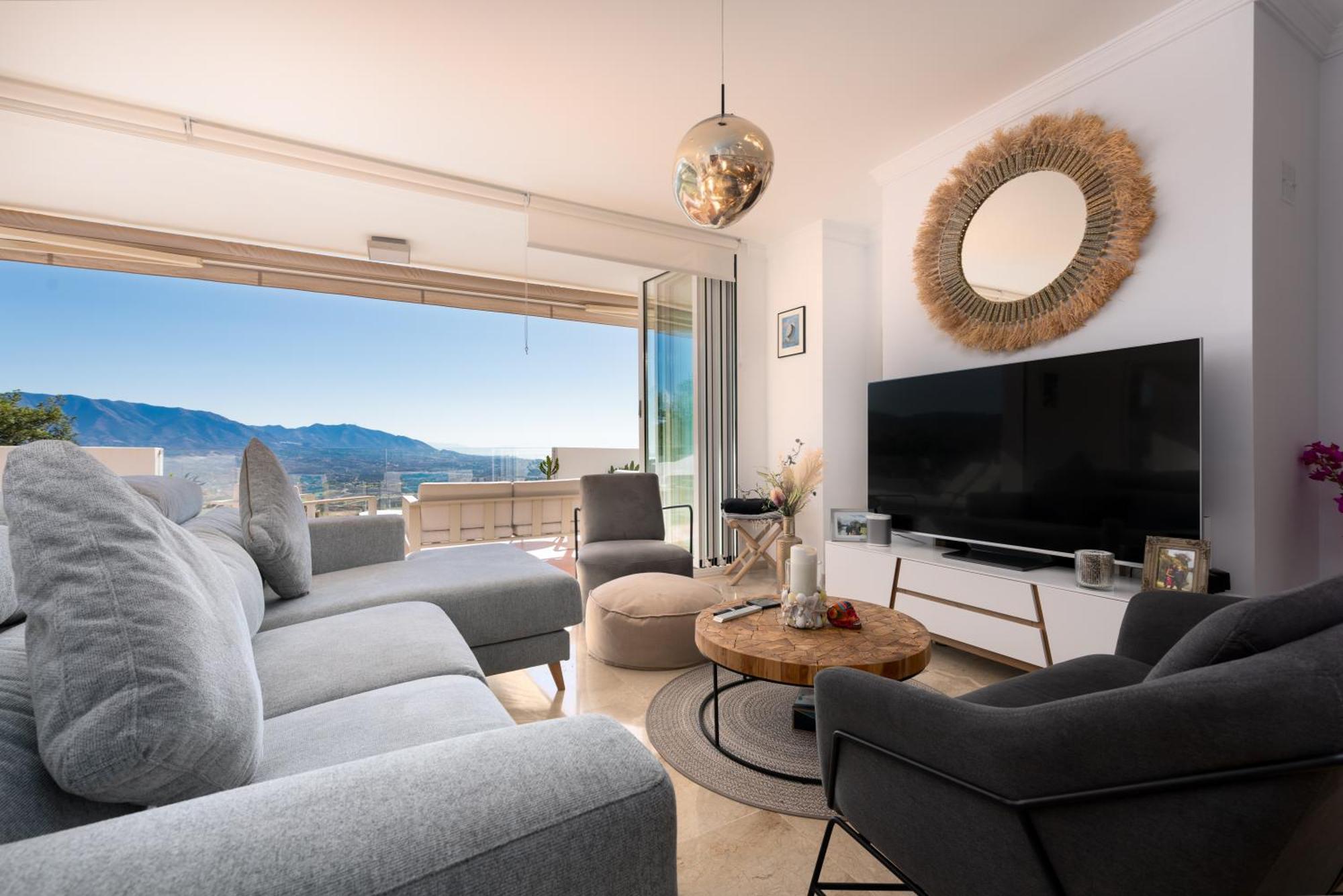 Modern Serene Retreat In Marbella East Ojén Kültér fotó