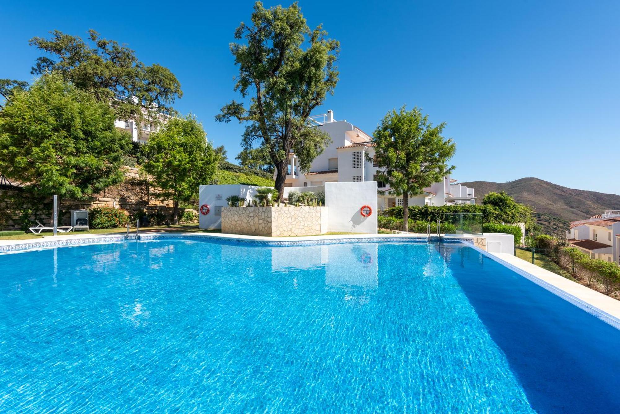 Modern Serene Retreat In Marbella East Ojén Kültér fotó